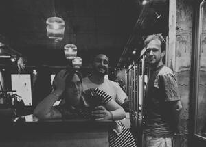 Alley Crescendo Band photo of Alley Crescendo, consisting of Simon Stojanovski, Larissa Mendel, and Sebastian Schmidt.